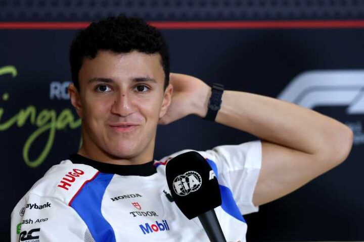 Isack Hadjar in conferenza stampa