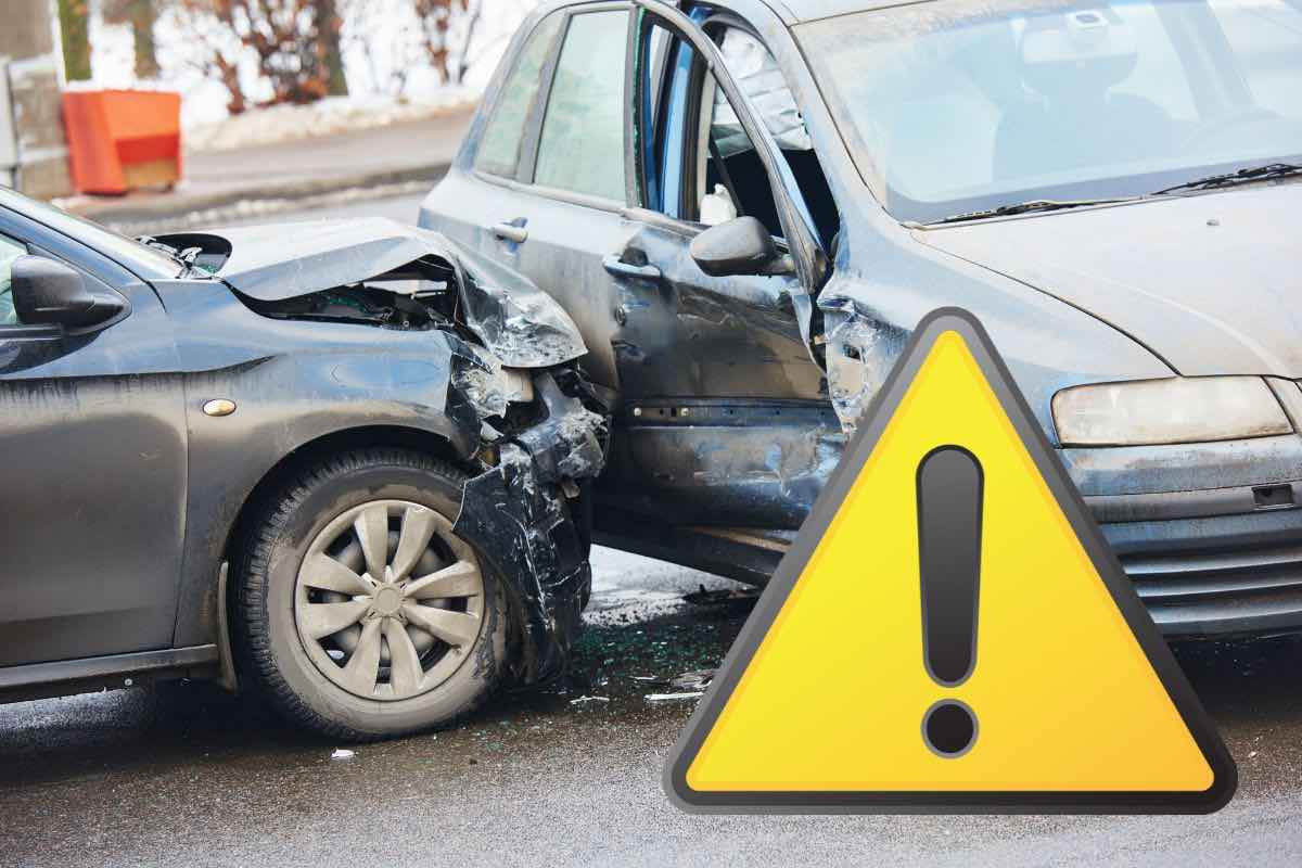 incidente auto fari led mortali