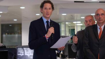 john elkann gedi del vecchio editoria 140 milioni