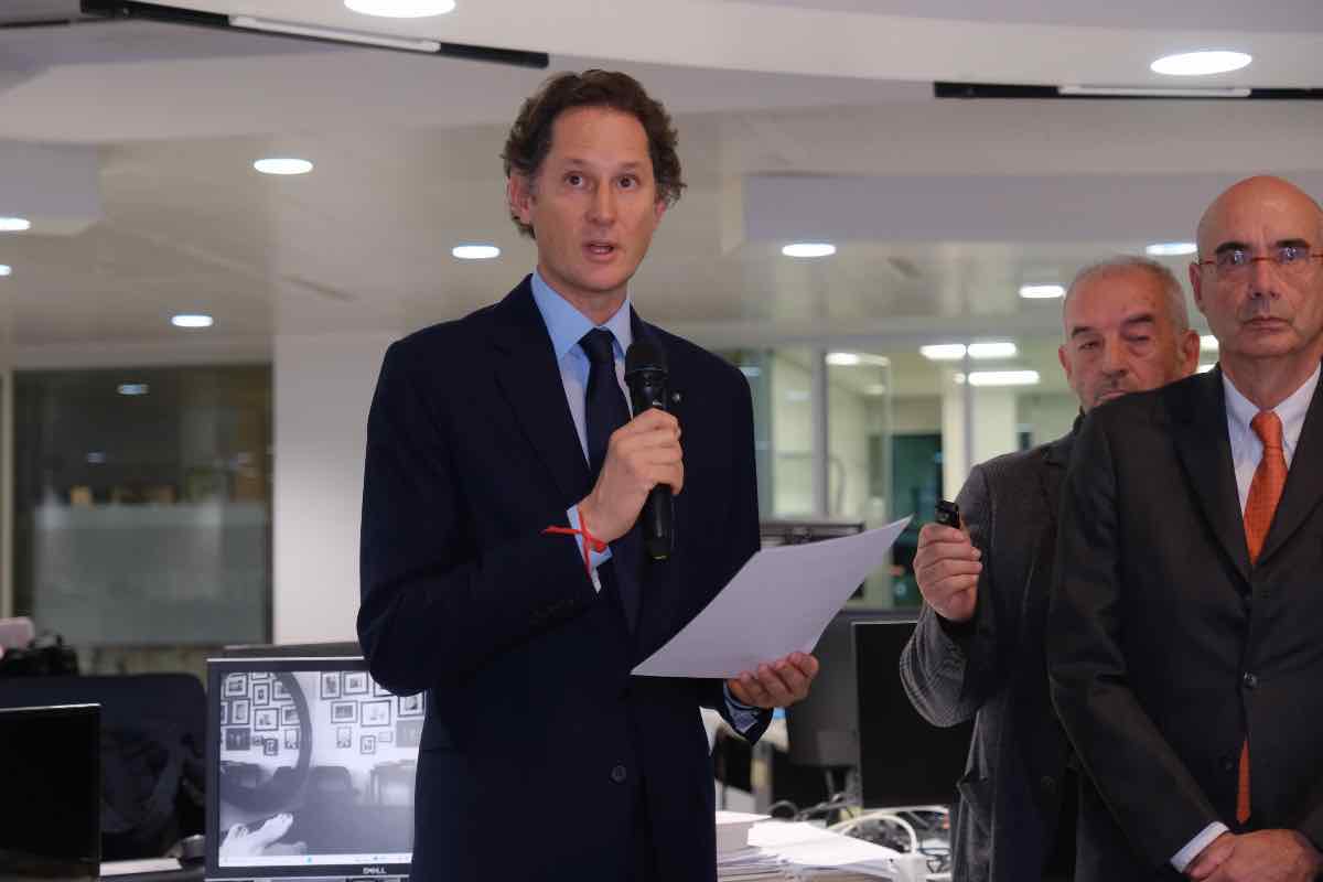john elkann gedi del vecchio editoria 140 milioni