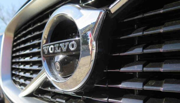 Volvo costretta ad effettuare un richiamo per il modello top: c'è un problema che può essere pericoloso