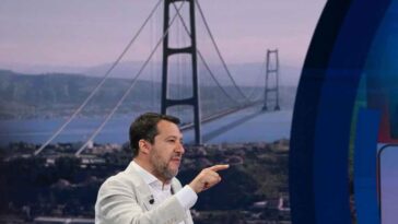 Matteo Salvini Ciocci Ponte Stretto