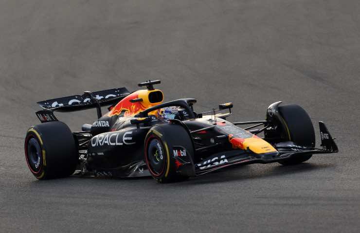 Max Verstappen ecco la clausola