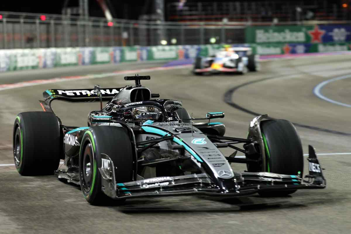 Mercedes in F1 è già scandalo