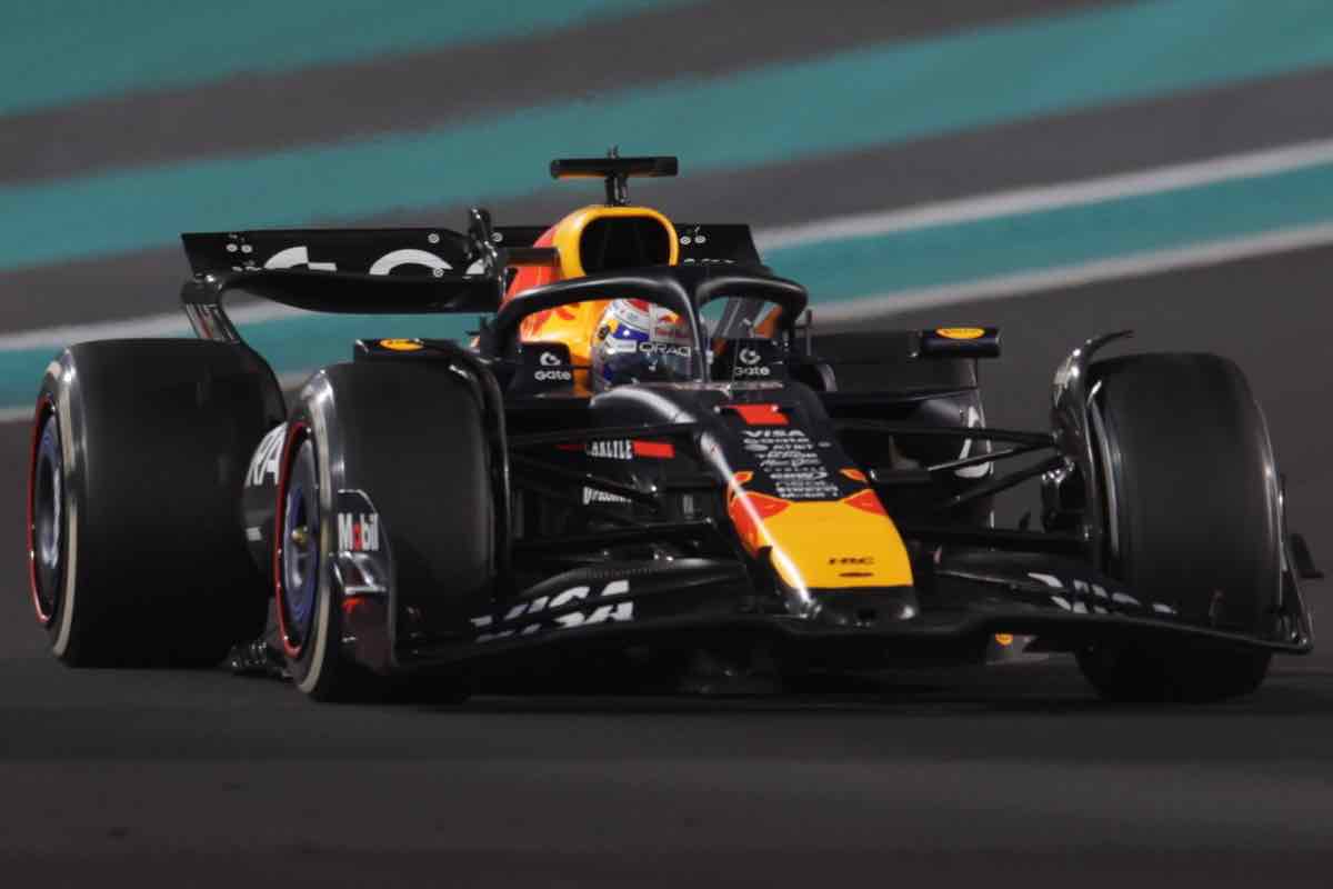 Verstappen lascia la Red Bull