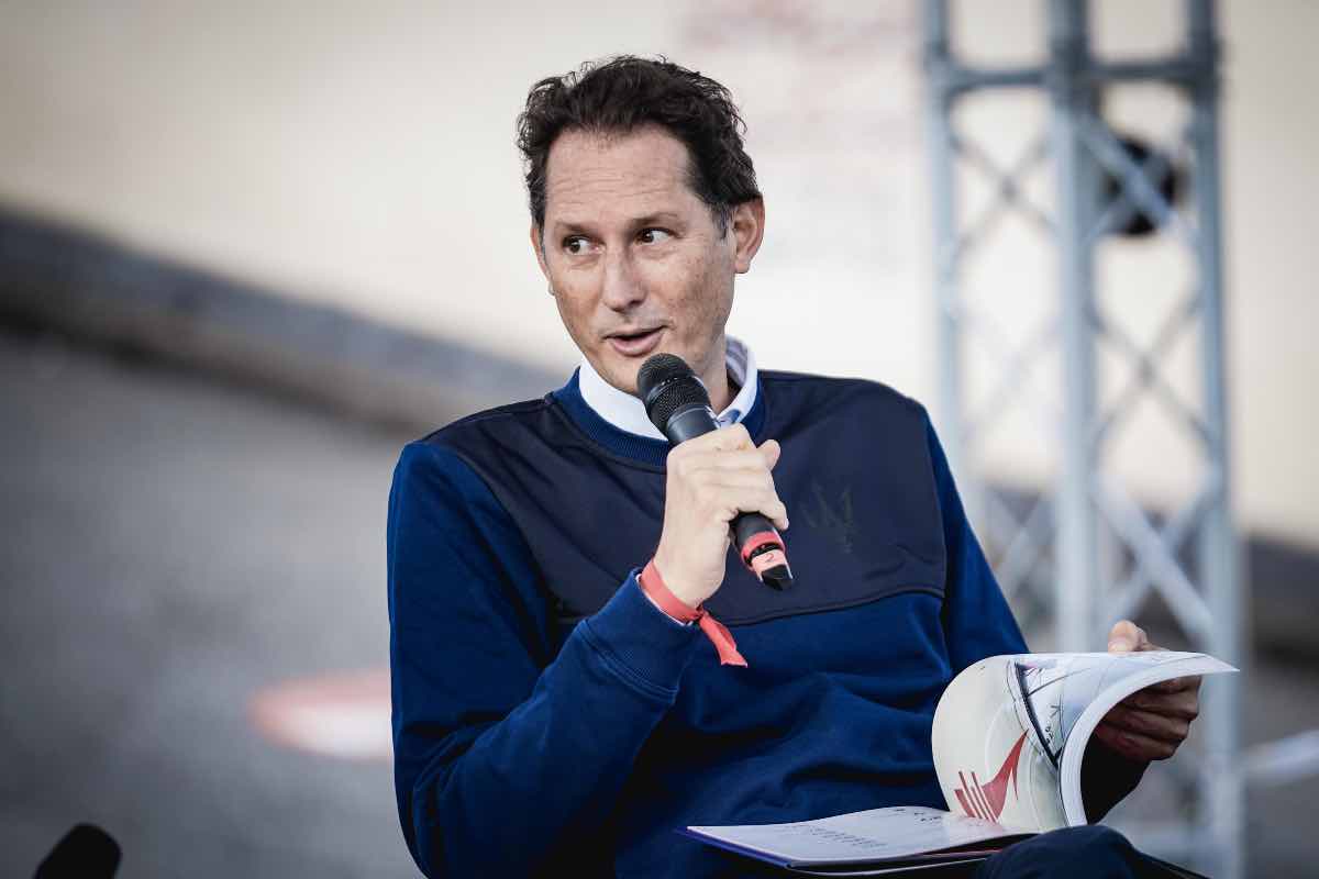 la stampa elkann leonardis