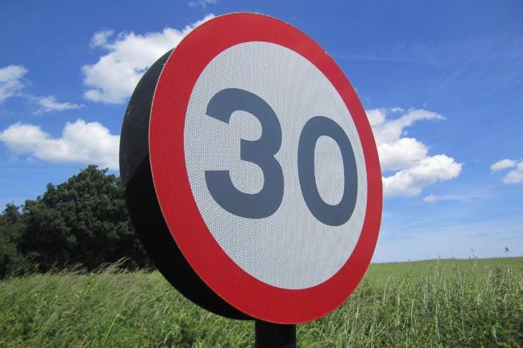 limite velocità Bologna tribunale