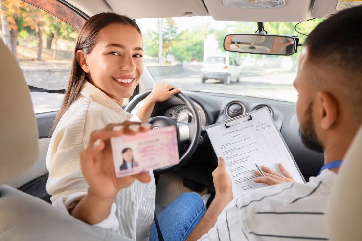 patente quiz indovina auto