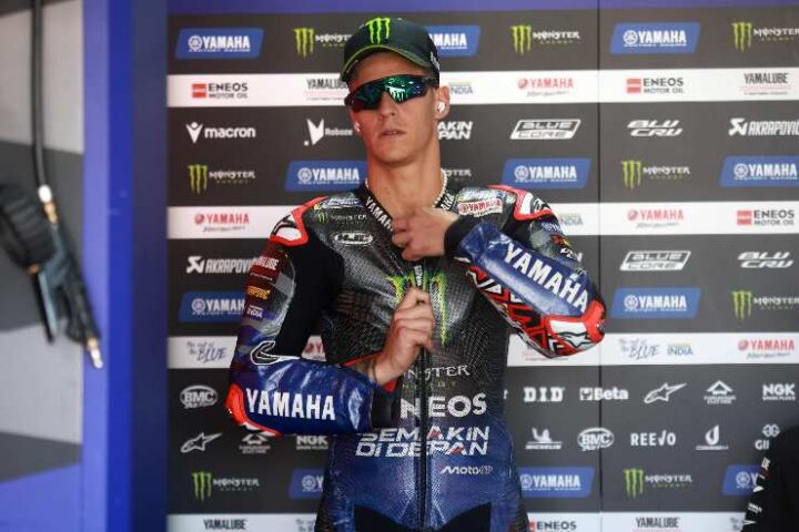 Fabio Quartararo con la tuta Yamaha