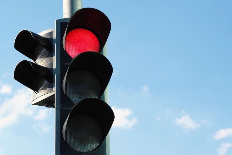 semaforo intelligente roma multa