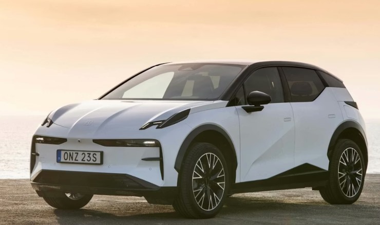 zeekr x novità auto elettrica tesla