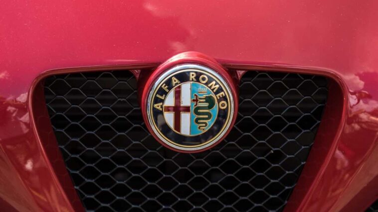 Alfa Romeo nuova supercar