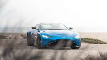 Rivoluzione Aston Martin