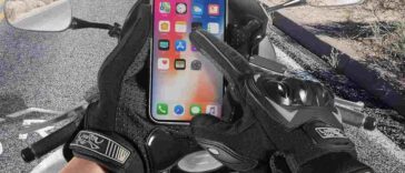 Usare telefono sulla moto