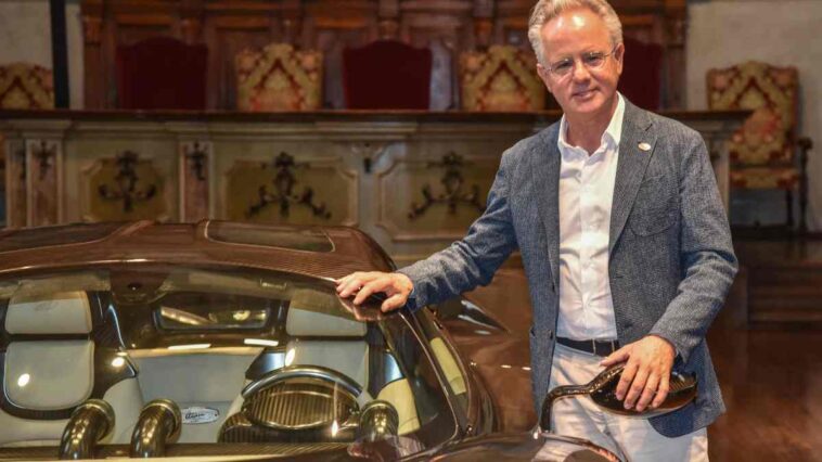 Pagani dice la sua sulle supercar elettriche