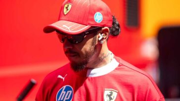 La critica feroce di Lewis Hamilton