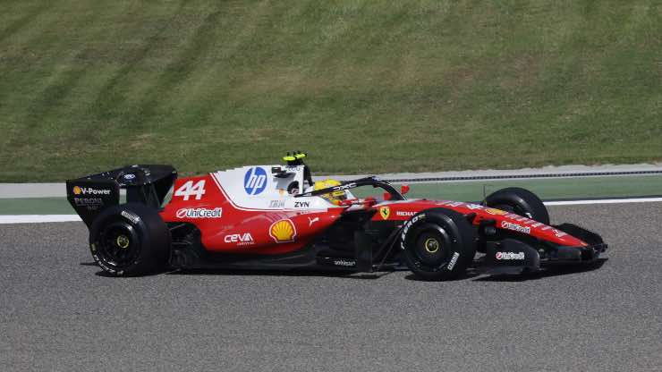 Lewis Hamilton per Russell vantaggio in partenza