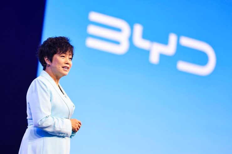 Stella Li 100 marchi spariranno