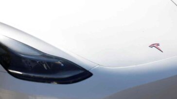 Arriva la nuova Tesla