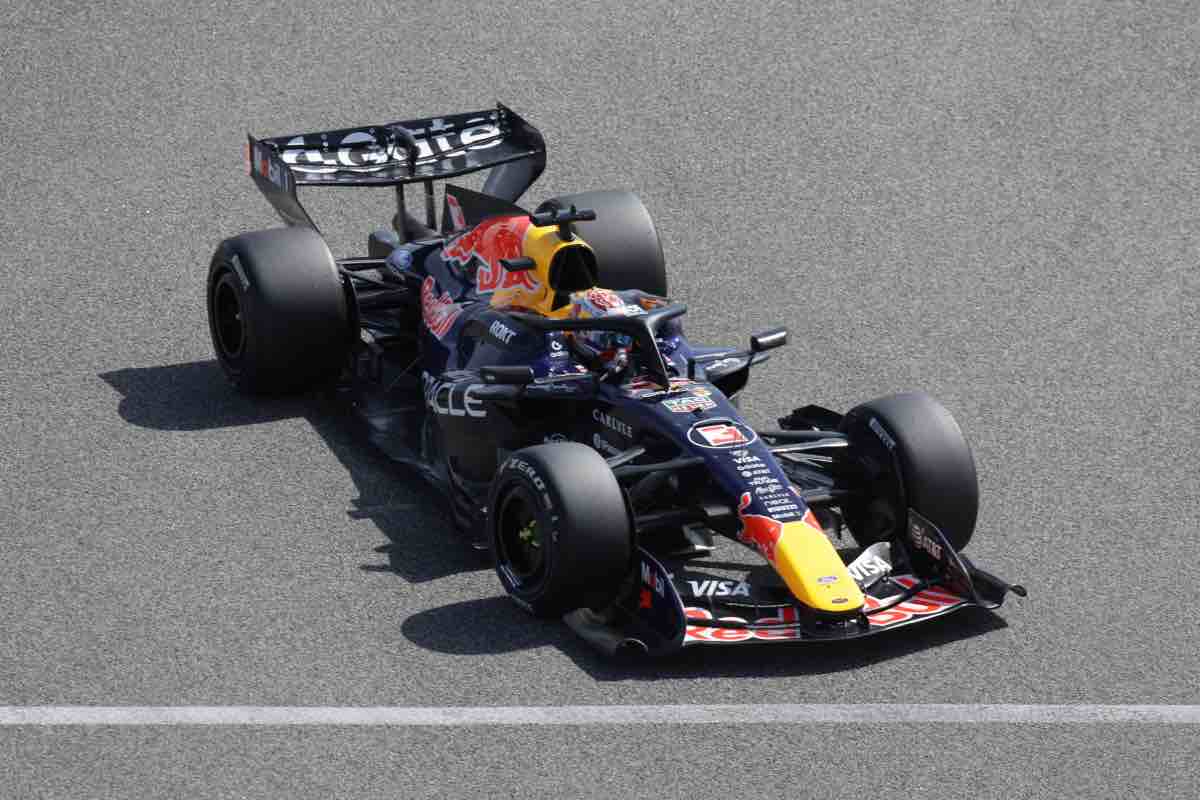 Verstappen massacra la nuova F1