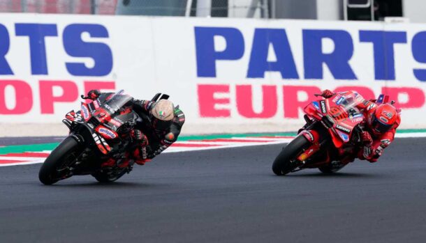 Bezzecchi e Marquez in pista