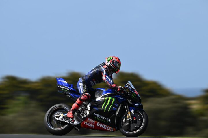 Fabio Quartararo in pista con la Yamaha