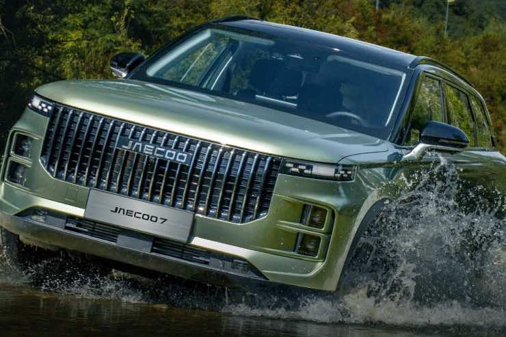 rolls royce novità prezzo jaecoo 7