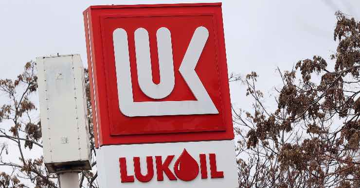 lukoil russia usa petrolio benzina