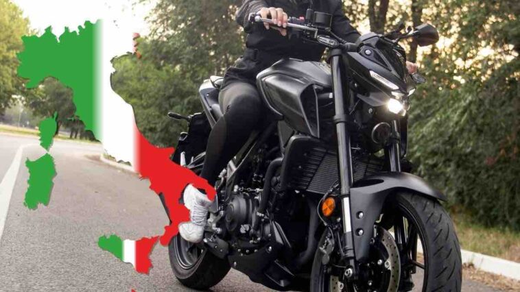 moto guzzi v7 stone novità