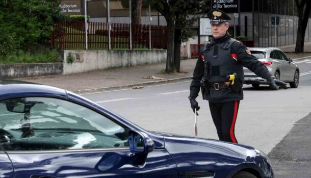 posto di blocco Carabinieri