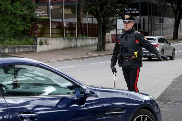 posto di blocco Carabinieri