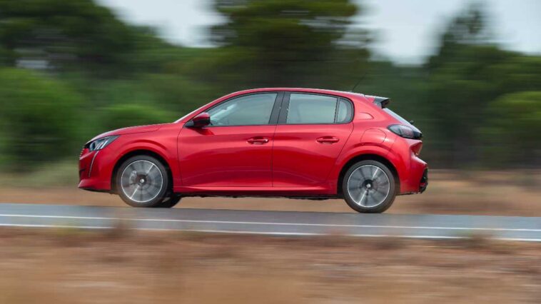Peugeot 208 rossa