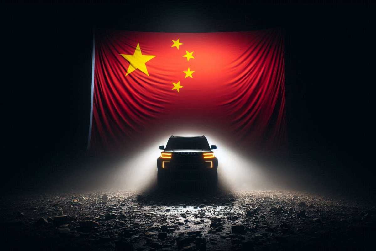 Auto Cina duro attacco