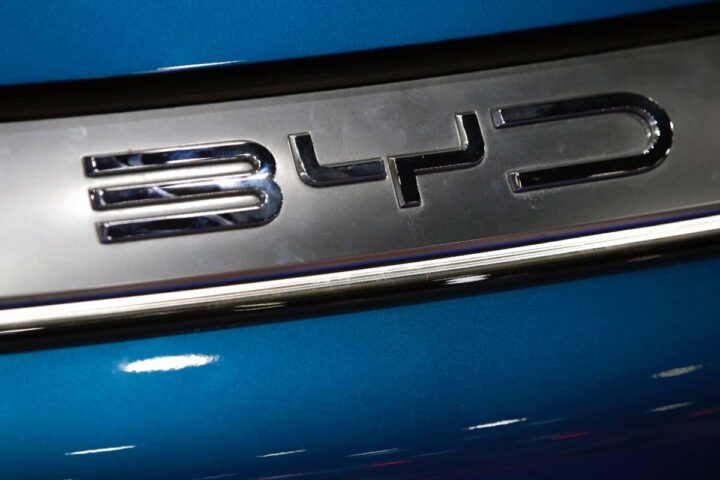 BYD logo