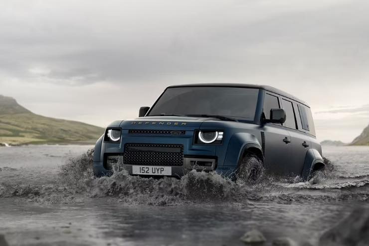 Land Rover defender novità auto fuoristrada