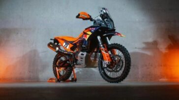 Torna a ruggire la KTM