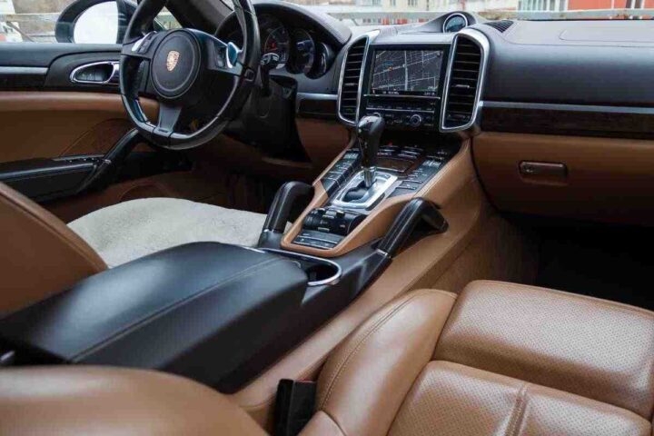 Porsche da brividi all’asta