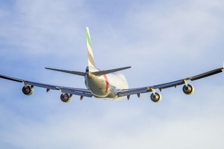 aereo musk novità starlink Emirates