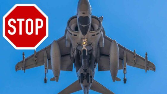 benzina aereo novità guerra carburante