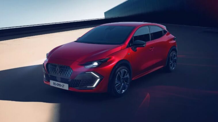 Renault Clio di colore rosso