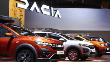 auto Dacia in mostra