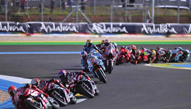 un'immagine di una gara di MotoGP