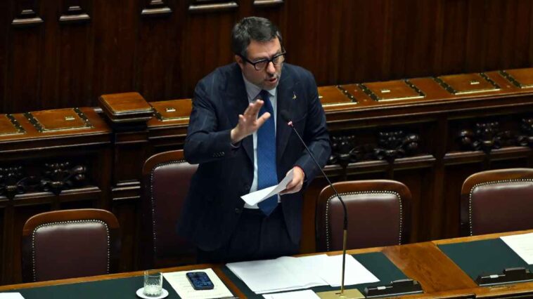 Matteo Salvini durante il question time