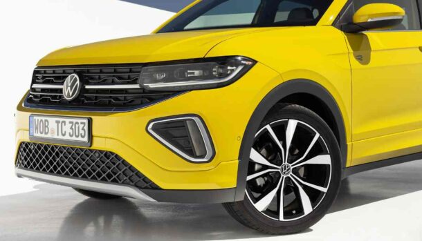 il frontale della Volkswagen T-Cross