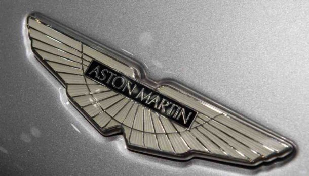 Aston Martin scatta il richiamo
