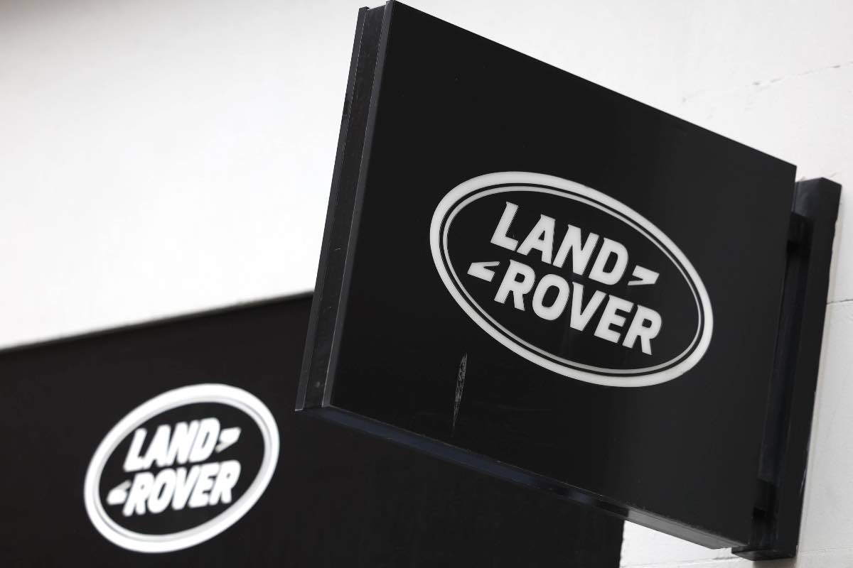 Land Rover scatta il richiamo