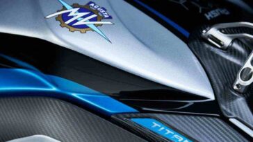 MV Agusta Rush Titanio