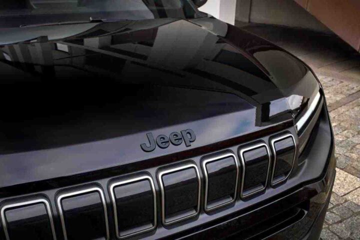 Nuova Jeep Avenger Black Edition