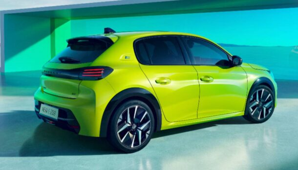 Peugeot 208 in mostra