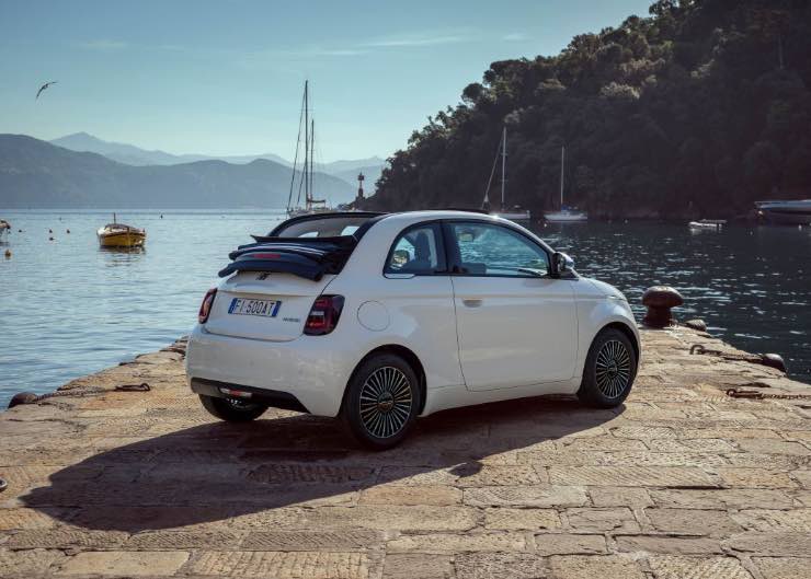 FIAT 500 Hybrid Dolcevita a 19.950 euro
